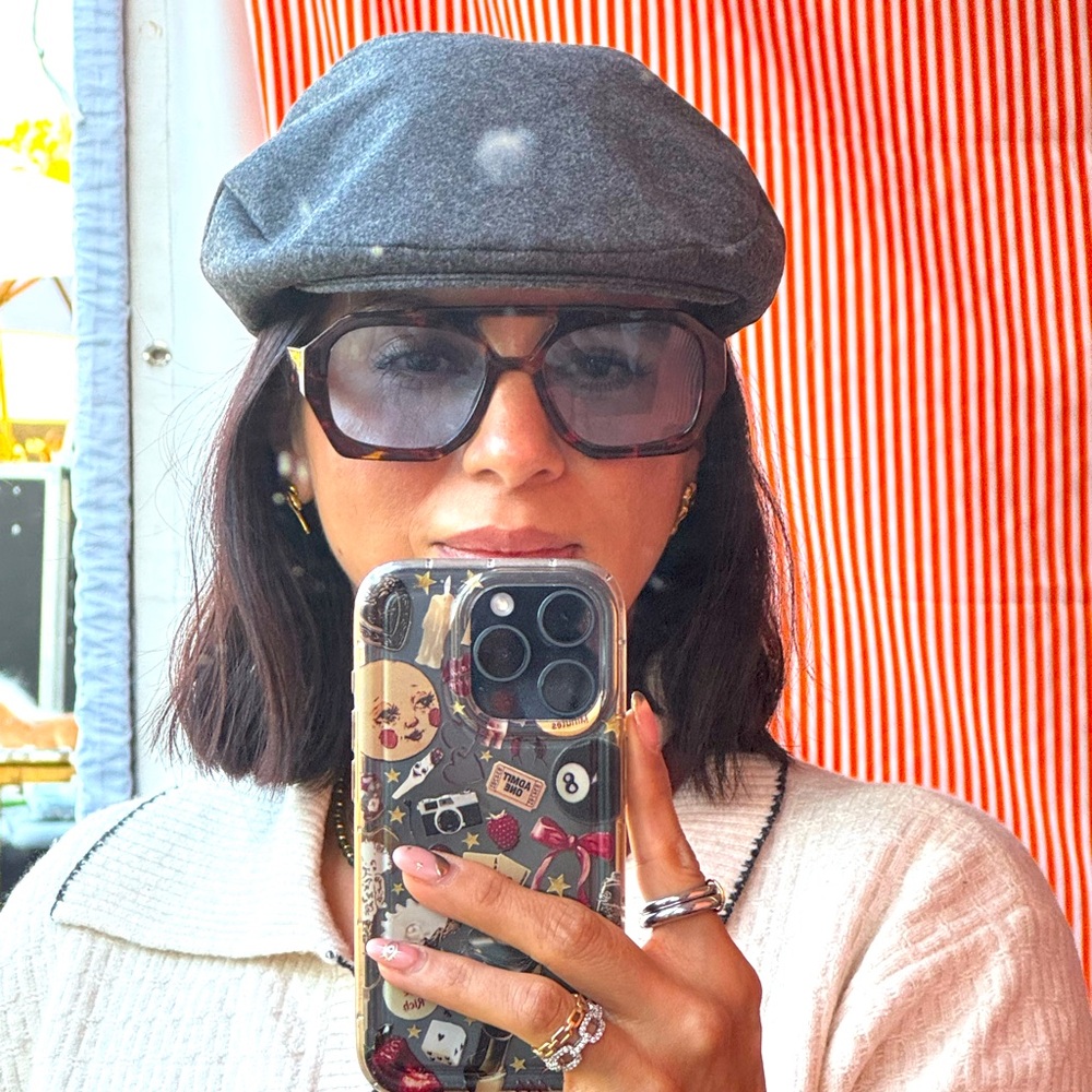 Meet your Posher, Veronica